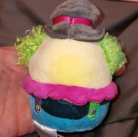 Squishmallows Micromallows Blacklight/UV squad- Resul the Clown 2.5" - Picture 2 of 3